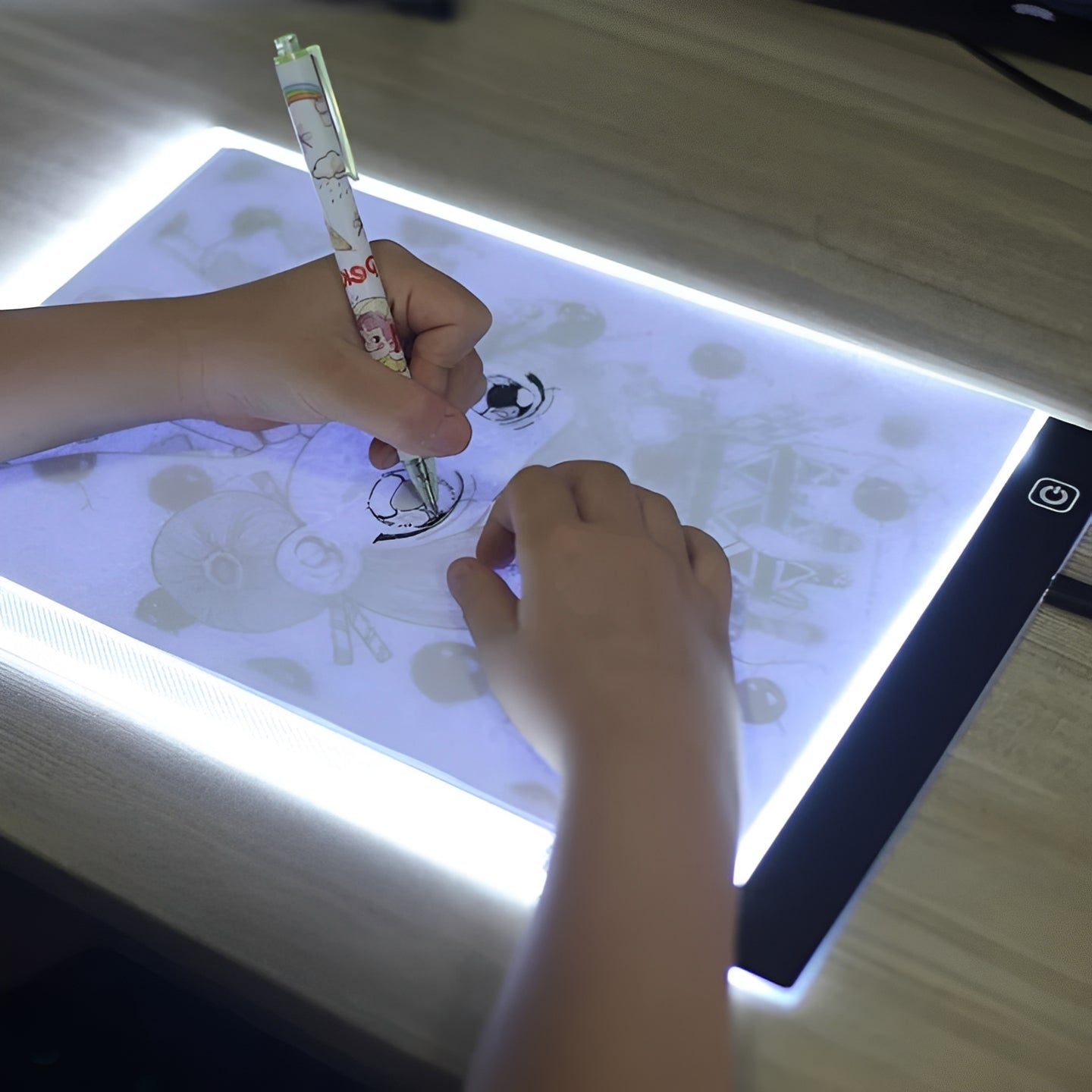 The Ultra-Thin Light Pad for Perfect Tracing